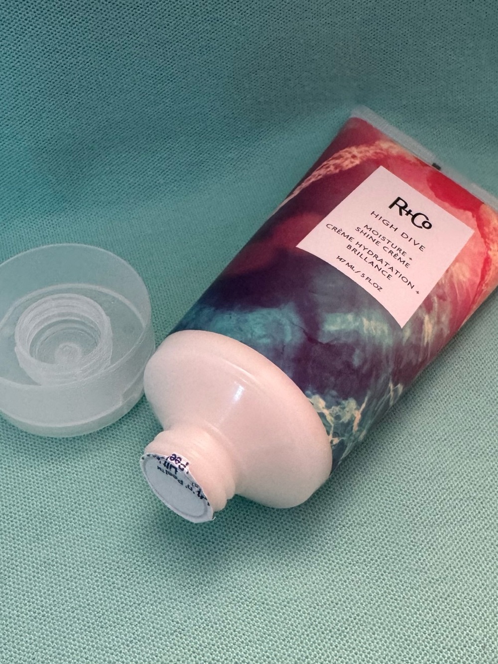 NEW R+Co High Dive Crème (Comes with 2 Samples & Free Gift!) - Picture 4 of 8